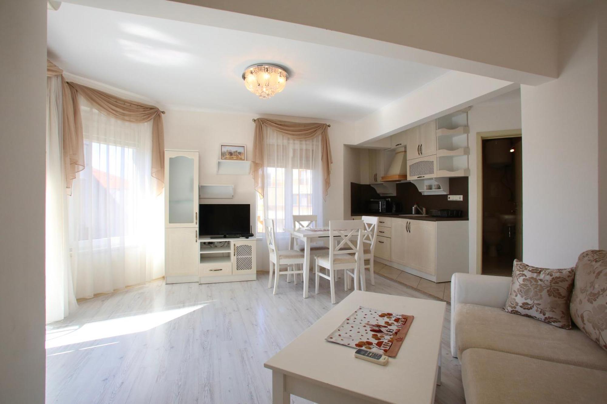 Villa Livia Boutique Apartments Ravda Dış mekan fotoğraf